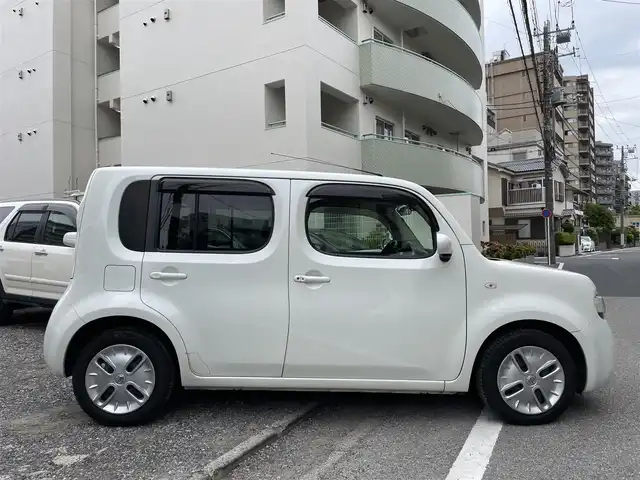 日産 キューブ 15X 東京都 2016(平28)年 11.1万km ブリリアントホワイトパール ワンオーナー/純正メモリナビ/（DVD/フルセグTV/Bluetooth/MSV）/バックカメラ/ETC/ドライブレコーダー/横滑り防止機能/スマートキー/スペアキー1本/保証書/取扱説明書