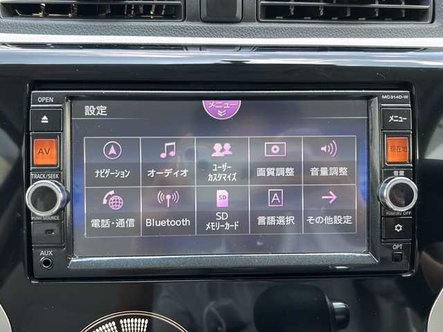日産 デイズ X 千葉県 2014(平26)年 3.3万km プレミアムパープルP 社外SDナビ/フルセグTV/Bluetooth再生/DVD/CDミュージックサーバー/AUX/iPodミュージックプレイヤー/バックカメラ/アラウンドビュー/社外ETC/アイドリングストップ/エンジンプッシュスタート/スタッドレスタイヤ装着/インカーミラー/保証書/取扱説明書/記録薄