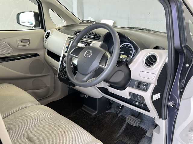 日産 デイズ X 千葉県 2014(平26)年 3.3万km プレミアムパープルP 社外SDナビ/フルセグTV/Bluetooth再生/DVD/CDミュージックサーバー/AUX/iPodミュージックプレイヤー/バックカメラ/アラウンドビュー/社外ETC/アイドリングストップ/エンジンプッシュスタート/スタッドレスタイヤ装着/インカーミラー/保証書/取扱説明書/記録薄