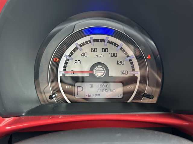 スズキ ハスラー Jスタイル 静岡県 2015(平27)年 7.8万km フェニックスレッドパール/ホワイト2トーンルーフ 社外オーディオ/・CD/・USB/・AM/・FM/主要装備/・衝突軽減/・横滑り防止装置/・シートヒーターD+N席/・ETC/・オートライト/・フォグランプ/・純正フロアマット/・スマートキー/・プッシュスタート/・AAC/・Wエアバック
