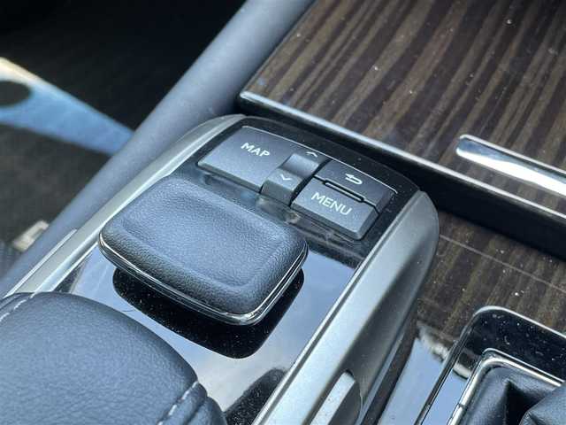 レクサス ＧＳ 300h Fスポーツ 岡山県 2016(平28)年 8万km グラファイトブラックガラスフレーク 登録時走行距離79379km/純正SDナビ/(AM/FM/DISC/TV/USB/BT)/レーンキープアシスト/ブレーキホールド/シートメモリ/パワーシート/D+Nシートヒーター/D+Nエアシート/ETC2.0/クルーズコントロール/パドルシフト/オートマチックハイビーム/スマートキー/スペアキー×1/カードキー×1/プッシュスタート/純正１９インチアルミホイール