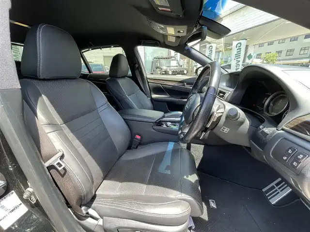 レクサス ＧＳ 300h Fスポーツ 岡山県 2016(平28)年 8万km グラファイトブラックガラスフレーク 登録時走行距離79379km/純正SDナビ/(AM/FM/DISC/TV/USB/BT)/レーンキープアシスト/ブレーキホールド/シートメモリ/パワーシート/D+Nシートヒーター/D+Nエアシート/ETC2.0/クルーズコントロール/パドルシフト/オートマチックハイビーム/スマートキー/スペアキー×1/カードキー×1/プッシュスタート/純正１９インチアルミホイール