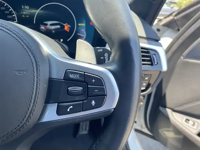 ＢＭＷ ５３０ｉ ツーリング Mスポーツ 福岡県 2020(令2)年 1.8万km アルピンホワイトⅢ ・1オーナー/・サンルーフ/・アクティブクルーズコントロール/・純正メモリーナビ/USB/Bluetooth/CD/DVD/・全方位カメラ/・黒革シート/シートヒーター/・社外前後ドライブレコーダー/・フルセグ/・ETC/・純正19AW/・プッシュスタート/・パーキングアシスト/・アイドリングストップ/・スマートキー/・電動リアゲート/・パワーシート/・レーンキープアシスト/・オートライト/・LEDライト/・パドルシフト