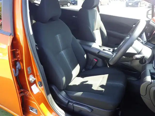 日産 ノート X 千葉県 2021(令3)年 3.2万km プレミアムコロナオレンジ エマージェンシーブレーキ/プロパイロット/インテリジェントクルーズコントロール/インテリジェントルームミラー/ワイヤレス充電/純正コネクトナビ/地デジTV/【Bluetooth接続】/アラウンドビューモニター/ドライブレコーダー（DH5-S）/ステアリングスイッチ/ETC（2.0）/LEDヘッドライト/フォグライト/ウインカーミラー/コーナーセンサー/サイド/カーテンエアバッグ/インテリジェントキー