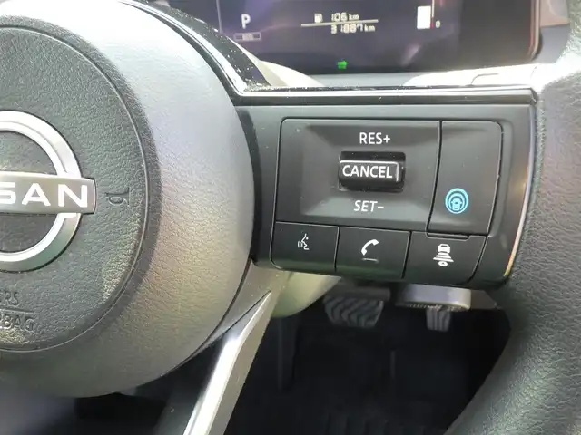 日産 ノート X 千葉県 2021(令3)年 3.2万km プレミアムコロナオレンジ エマージェンシーブレーキ/プロパイロット/インテリジェントクルーズコントロール/インテリジェントルームミラー/ワイヤレス充電/純正コネクトナビ/地デジTV/【Bluetooth接続】/アラウンドビューモニター/ドライブレコーダー（DH5-S）/ステアリングスイッチ/ETC（2.0）/LEDヘッドライト/フォグライト/ウインカーミラー/コーナーセンサー/サイド/カーテンエアバッグ/インテリジェントキー