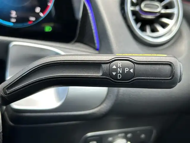 メルセデス・ベンツ Ｍ・ベンツ ＧＬＢ２００ｄ 4マチック AMGライン 宮崎県 2022(令4)年 9.1万km マウンテングレー 純正メモリーナビ/・Bluetooth/・フルセグテレビ/・AM/FM/・USB/LEDライト/・ブラインドスポットモニター/・オートライト/・アダプティブハイビームアシスト・プラス/・アダプティブクルーズコントロール/サンルーフ/ハーフレザーシート/・DN席シートヒーター/全方位カメラ/・サイドカメラ/・フロントカメラ/・バックカメラ/・前後ドライブレコーダー/ETC/アンビエントライト/プッシュスタート