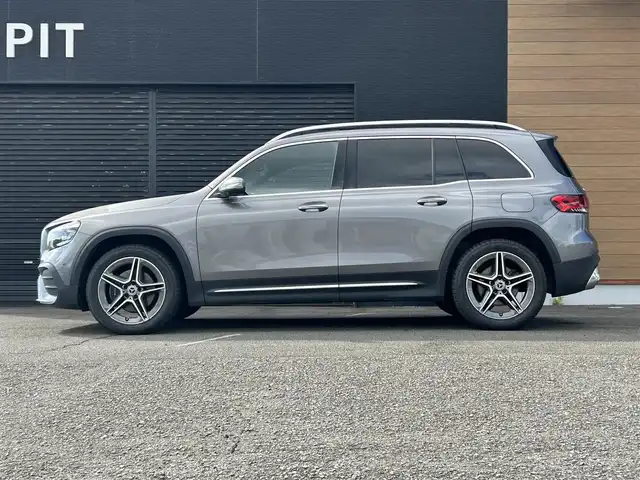 メルセデス・ベンツ Ｍ・ベンツ ＧＬＢ２００ｄ 4マチック AMGライン 宮崎県 2022(令4)年 9.1万km マウンテングレー 純正メモリーナビ/・Bluetooth/・フルセグテレビ/・AM/FM/・USB/LEDライト/・ブラインドスポットモニター/・オートライト/・アダプティブハイビームアシスト・プラス/・アダプティブクルーズコントロール/サンルーフ/ハーフレザーシート/・DN席シートヒーター/全方位カメラ/・サイドカメラ/・フロントカメラ/・バックカメラ/・前後ドライブレコーダー/ETC/アンビエントライト/プッシュスタート