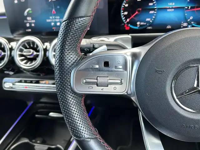 メルセデス・ベンツ Ｍ・ベンツ ＧＬＢ２００ｄ 4マチック AMGライン 宮崎県 2022(令4)年 9.1万km マウンテングレー 純正メモリーナビ/・Bluetooth/・フルセグテレビ/・AM/FM/・USB/LEDライト/・ブラインドスポットモニター/・オートライト/・アダプティブハイビームアシスト・プラス/・アダプティブクルーズコントロール/サンルーフ/ハーフレザーシート/・DN席シートヒーター/全方位カメラ/・サイドカメラ/・フロントカメラ/・バックカメラ/・前後ドライブレコーダー/ETC/アンビエントライト/プッシュスタート