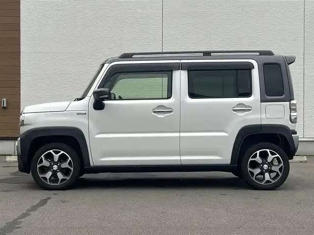 マツダ フレア クロスオーバー ハイブリッドXT スペシャル 秋田県 2021(令3)年 5.4万km パールⅡ ワンオーナー/ターボ/４WD/衝突軽減システム/LEDヘッドライト/純正メモリナビ（DVD/CD/BT/AM/FM/USB）/フルセグ（走行中視聴不可能）/３６０°ビューモニター/マツダ純正１５インチアルミ（夏タイヤ装着）/スマートキー/アイドリングストップ/プッシュスタート/クルーズコントロール追従走行有/オートマチックハイビーム/コーナーセンサー/レーンキープアシスト/ダウンヒルアシストコントロール/ステアリングスイッチ/パドルシフト/前席シートヒーター/ルーフレール/ビルトインETC/純正ドアバイザー/オートライト/オートエアコン/パワーステアリング/パワーウィンドウ/横滑り防止/盗難防止装置/寒冷地仕様/電動格納ウィンカーミラー/保証書/取扱説明書/記録簿/スペアキー×１