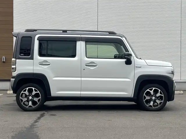 マツダ フレア クロスオーバー ハイブリッドXT スペシャル 秋田県 2021(令3)年 5.4万km パールⅡ ワンオーナー/ターボ/４WD/衝突軽減システム/LEDヘッドライト/純正メモリナビ（DVD/CD/BT/AM/FM/USB）/フルセグ（走行中視聴不可能）/３６０°ビューモニター/マツダ純正１５インチアルミ（夏タイヤ装着）/スマートキー/アイドリングストップ/プッシュスタート/クルーズコントロール追従走行有/オートマチックハイビーム/コーナーセンサー/レーンキープアシスト/ダウンヒルアシストコントロール/ステアリングスイッチ/パドルシフト/前席シートヒーター/ルーフレール/ビルトインETC/純正ドアバイザー/オートライト/オートエアコン/パワーステアリング/パワーウィンドウ/横滑り防止/盗難防止装置/寒冷地仕様/電動格納ウィンカーミラー/保証書/取扱説明書/記録簿/スペアキー×１