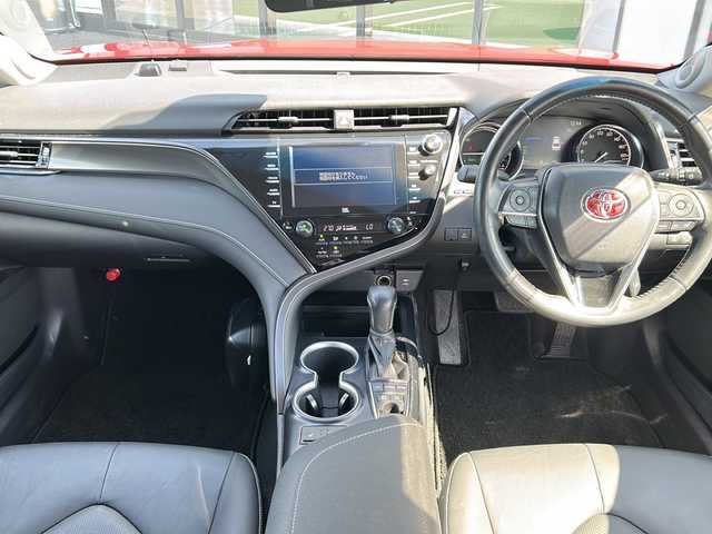 トヨタ カムリ WSレザーパッケージ 岐阜県 2019(令1)年 5.9万km エモーショナルレッドⅡ 登録時走行距離：58295km/純正ナビ/バックカメラ/フルセグテレビ・Bluetooth/TRDエアロ/TRDマフラー/スポーツサスペンション/ガーニッシュ/JBLサウンド/本革シート/シートヒーター/トヨタセーフティーセンス/ブラインドスポットモニター/レーダークルーズコントロール/ETC/LEDヘッドライト/オートライト/オートハイビーム/パワーシート/プッシュスタート/スマートキー