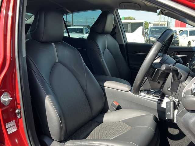 トヨタ カムリ WSレザーパッケージ 岐阜県 2019(令1)年 5.9万km エモーショナルレッドⅡ 登録時走行距離：58295km/純正ナビ/バックカメラ/フルセグテレビ・Bluetooth/TRDエアロ/TRDマフラー/スポーツサスペンション/ガーニッシュ/JBLサウンド/本革シート/シートヒーター/トヨタセーフティーセンス/ブラインドスポットモニター/レーダークルーズコントロール/ETC/LEDヘッドライト/オートライト/オートハイビーム/パワーシート/プッシュスタート/スマートキー
