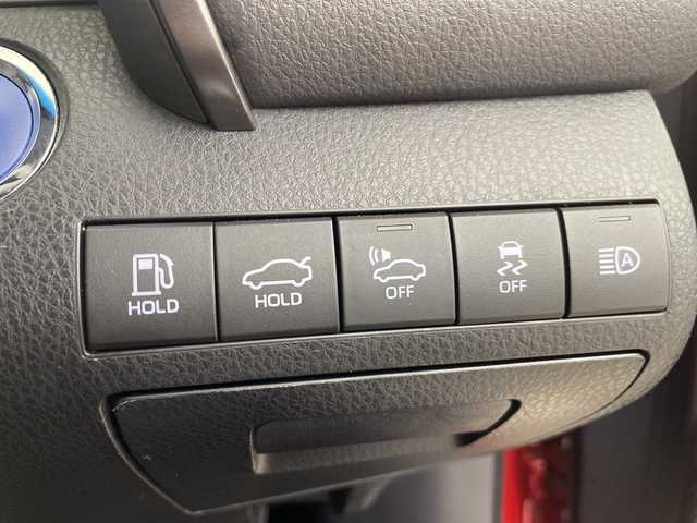 トヨタ カムリ WSレザーパッケージ 三重県 2019(令1)年 5.9万km エモーショナルレッドⅡ /禁煙車//純正ナビ/ フルセグテレビ・Bluetooth//バックカメラ//TRDエアロ//TRDマフラー//スポーツサスペンション//ガーニッシュ//JBLサウンド//本革シート//シートヒーター//トヨタセーフティーセンス//ブラインドスポットモニター//レーダークルーズコントロール//ETC//LEDヘッドライト//オートライト//オートハイビーム//パワーシート//プッシュスタート//スマートキー