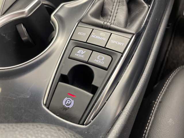 トヨタ カムリ WSレザーパッケージ 三重県 2019(令1)年 5.9万km エモーショナルレッドⅡ /禁煙車//純正ナビ/ フルセグテレビ・Bluetooth//バックカメラ//TRDエアロ//TRDマフラー//スポーツサスペンション//ガーニッシュ//JBLサウンド//本革シート//シートヒーター//トヨタセーフティーセンス//ブラインドスポットモニター//レーダークルーズコントロール//ETC//LEDヘッドライト//オートライト//オートハイビーム//パワーシート//プッシュスタート//スマートキー
