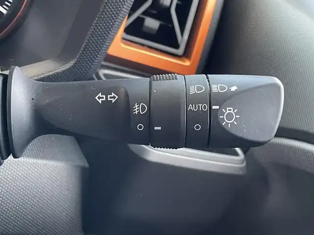 ダイハツ タフト G 島根県 2020(令2)年 4.7万km サンドベージュメタリック 登録時走行距離　46281km/取扱説明書/保証書/社外ナビ（CN-RE06WD)/（Bluetooth/CD/DVD/フルセグテレビ)/バックカメラ/電動パーキング/ガラスルーフ/シートヒーター（DN席）/純正フロアマット/ルーフレール/横滑り防止装置/コーナーセンサー/衝突軽減ブレーキ/ETC/純正アルミ１５インチ