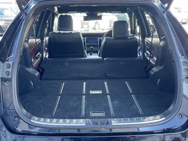 トヨタ ハリアー プレミアム 道東・釧路十勝 2015(平27)年 8.9万km ブラック ・アルパイン7インチナビ(BT/FM/AM/CD/DVD/SD/AUX)/・フルセグTV/・パワーシート/・パワーバックドア/・サンルーフ/・純正エンジンスターター/・ハーフレザーシート/・LEDヘッドライト/・フォグライト/・ドアバイザー/・オートライト/・オートマチックハイビーム/・プリクラッシュセーフティー/・ABS/・横滑り防止機能/・盗難防止装置/・カーテンエアバック/・積み込みサマータイヤ社外AW235/55/R18