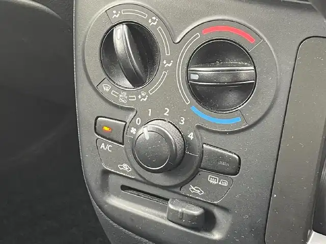 スズキ ソリオ G 滋賀県 2018(平30)年 6.8万km スピーディーブルーM ４WD/片側パワースライドドア/社外8インチナビ【MDV-M805L】/（AM/FM/CD/DVD/フルセグ/Bluetooth/USB/SD）/バックカメラ/前方ドライブレコーダー/ビルトインETC/ブレーキアシスト/ヒルスタート（坂道発進）アシスト/VDC（ビークルダイナミクスコントロール）/ABS（アンチロックブレーキシステム）/盗難防止アラーム/運転席・助手席シートヒーター/電動格納ミラー/オートライト/ハロゲンヘッドライト/マニュアルエアコン/USB端子/プッシュスタート/スマートキー/スペアキー/純正フロアマット/純正ドアバイザー