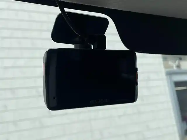 スズキ ソリオ G 滋賀県 2018(平30)年 6.8万km スピーディーブルーM ４WD/片側パワースライドドア/社外8インチナビ【MDV-M805L】/（AM/FM/CD/DVD/フルセグ/Bluetooth/USB/SD）/バックカメラ/前方ドライブレコーダー/ビルトインETC/ブレーキアシスト/ヒルスタート（坂道発進）アシスト/VDC（ビークルダイナミクスコントロール）/ABS（アンチロックブレーキシステム）/盗難防止アラーム/運転席・助手席シートヒーター/電動格納ミラー/オートライト/ハロゲンヘッドライト/マニュアルエアコン/USB端子/プッシュスタート/スマートキー/スペアキー/純正フロアマット/純正ドアバイザー