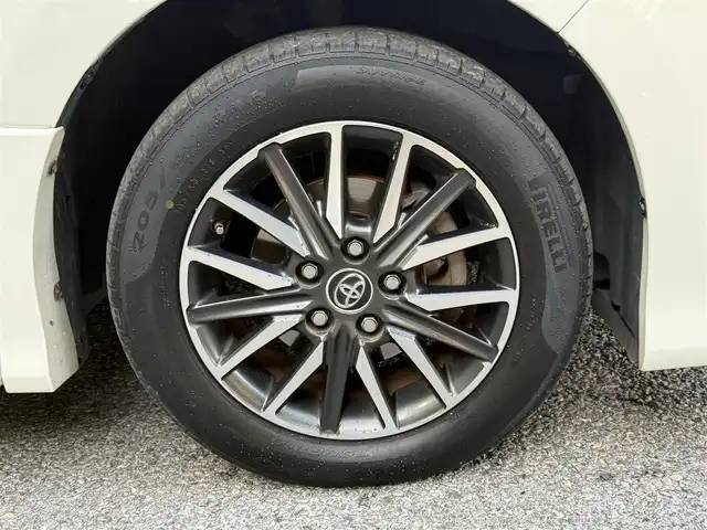 トヨタ ヴォクシー ZS 千葉県 2014(平26)年 8.3万km ホワイトパールクリスタルシャイン 車検R9年8月/純正フルセグナビ(NSZT-Y64T)/片側パワースライド/ＥＴＣ/ステアリングスイッチ/デュアルエアコン/オートライト/ステアリングスイッチ/アイドリングストップ/横揺れ防止装置/フロアマット/後席サンシェード