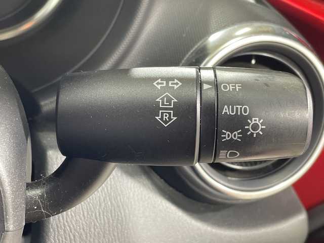 マツダ ロードスター S スペシャルパッケージ 神奈川県 2017(平29)年 3.5万km ソウルレッドプレミアムメタリック ワンオーナー車/純正マツダコネクトナビ/Bluetooth・CD・DVD・USB・フルセグTV/レザーシートカバー付/ブラインドスポットモニター/バックカメラ/スペアキー1本/前側ドライブレコーダー/ETC/純正フロアマット/LEDヘッドライト/オートライト/純正16インチアルミホイール/横滑り防止装置/盗難防止装置/アダプティブフロントライティングシステム/取扱説明書/保証書