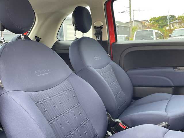 フィアット ５００ 1．2 カルト 福岡県 2022(令4)年 4.3万km ビタミニックオレンジ 純正オーディオ/（Bカメラ/TV/Bluetooth/AM/FM/USB）/純正前後ドライブレコーダー/純正フロアマット/ステアリングスイッチ/フォグランプ/パドルシフト