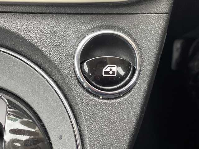 フィアット ５００ 1．2 カルト 福岡県 2022(令4)年 4.3万km ビタミニックオレンジ 純正オーディオ/（Bカメラ/TV/Bluetooth/AM/FM/USB）/純正前後ドライブレコーダー/純正フロアマット/ステアリングスイッチ/フォグランプ/パドルシフト