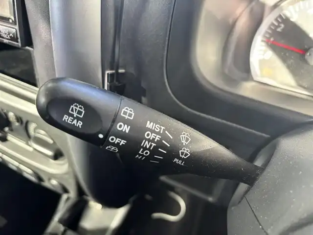 スズキ ジムニー XC 愛知県 2010(平22)年 9.3万km ノクターンブルーパール 4WD/5速MT/ETC/ポータブルナビ/カーオーディオFM/AM/純正アルミホイール/純正フロアマット/背面タイヤ/ルーフレール/パワーウインドウ/パワーステアリング/スペアキー/ABS