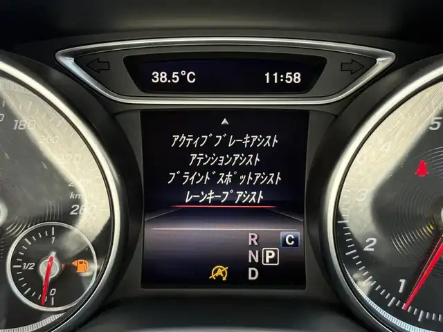 メルセデス・ベンツ ＣＬＡ１８０ Sブレイク AMG スタイル 静岡県 2018(平30)年 4.1万km コスモスブラック オプション/AMGプレミアムパッケージ/-パノラミックスライディングルーフ/-harman/kardonサラウンドサウンド/-アンビエントライト/-ロゴ付きキャリパー/-メモリ付きパワーシート/-18インチアルミホイール/-等/レーダーセーフティパッケージ/-ブラインドスポットアシスト/-アクティブディスタンスアシストディストロニック/-レーンキーピングアシスト/-PRE SAFE/主要装備/純正HDDナビ /(CD/DVD/Bluetooth/USB/フルセグTV)/バックカメラ/ETC/パドルシフト/シートヒーター/パワーバックドア/LEDヘッドライト
