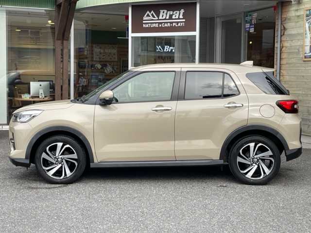 トヨタ ライズ Z 福島県 2020(令2)年 4.4万km ナチュラルベージュマイカM ワンオーナー/４WD/LEDヘッドライト/シーケンシャルウィンカー/ウィンカーミラー/デイライト/純正ディスプレイオーディオ/フルセグTV/Applecarplay/バックカメラ/クルーズコントロール/ETC/USB給電/前席シートヒーター/パーキングセンサー/ライズ専用荷室マット