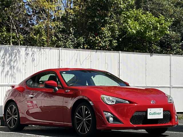 トヨタ ８６ GT リミテッド 茨城県 2013(平25)年 5万km ライトニングレッド BLITZ車高調/BLITZエアクリーナー/純正HDDナビ　NHBA-W62G/【AM/FM/CD/DVD/MSV/USB】/フルセグTV/Bluetooth/バックカメラ/ETC/ハーフレザーシート/前席シートヒーター/前後ドラレコ/オートライト/HIDヘッドライト/フォグランプ/純正サス積込/スマートスペアキー×1/保証書/取扱説明書