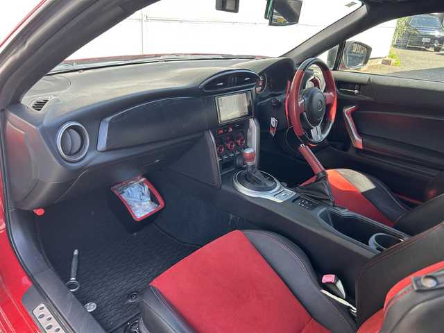 トヨタ ８６ GT リミテッド 茨城県 2013(平25)年 5万km ライトニングレッド BLITZ車高調/BLITZエアクリーナー/純正HDDナビ　NHBA-W62G/【AM/FM/CD/DVD/MSV/USB】/フルセグTV/Bluetooth/バックカメラ/ETC/ハーフレザーシート/前席シートヒーター/前後ドラレコ/オートライト/HIDヘッドライト/フォグランプ/純正サス積込/スマートスペアキー×1/保証書/取扱説明書
