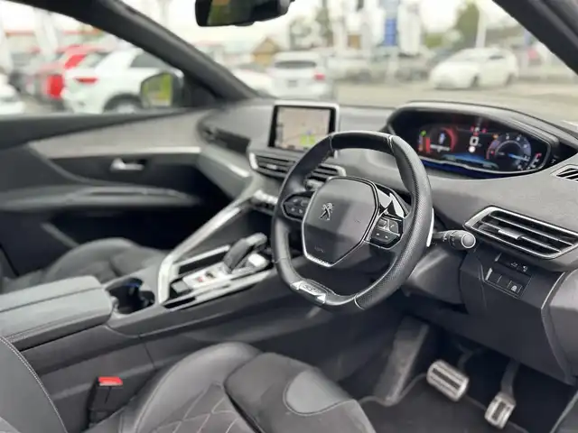 プジョー ３００８ GT ブルー HDi 滋賀県 2019(平31)年 2.5万km BLANC NACRE サンルーフ/純正ナビゲーション/（CayPlay/BT/フルセグ）/全周囲カメラ/アクティブクルーズコントロール/BSM/LKA/ワイヤレスチャージ/前後ドラレブレコーダー/前後コーナーセンサー/純正アルミホイール/電動パワーゲート/純正LEDヘッドライト/ハーフレザー/・D席パワーシート/・前席シートヒーター /ETC