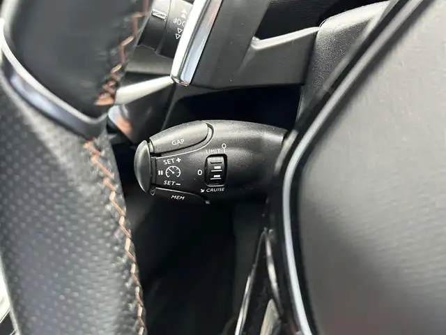 プジョー ３００８ GT ブルー HDi 滋賀県 2019(平31)年 2.5万km BLANC NACRE サンルーフ/純正ナビゲーション/（CayPlay/BT/フルセグ）/全周囲カメラ/アクティブクルーズコントロール/BSM/LKA/ワイヤレスチャージ/前後ドラレブレコーダー/前後コーナーセンサー/純正アルミホイール/電動パワーゲート/純正LEDヘッドライト/ハーフレザー/・D席パワーシート/・前席シートヒーター /ETC