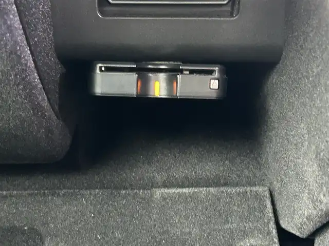 プジョー ３００８ GT ブルー HDi 滋賀県 2019(平31)年 2.5万km BLANC NACRE サンルーフ/純正ナビゲーション/（CayPlay/BT/フルセグ）/全周囲カメラ/アクティブクルーズコントロール/BSM/LKA/ワイヤレスチャージ/前後ドラレブレコーダー/前後コーナーセンサー/純正アルミホイール/電動パワーゲート/純正LEDヘッドライト/ハーフレザー/・D席パワーシート/・前席シートヒーター /ETC