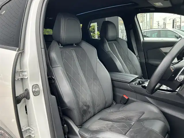 プジョー ３００８ GT ブルー HDi 滋賀県 2019(平31)年 2.5万km BLANC NACRE サンルーフ/純正ナビゲーション/（CayPlay/BT/フルセグ）/全周囲カメラ/アクティブクルーズコントロール/BSM/LKA/ワイヤレスチャージ/前後ドラレブレコーダー/前後コーナーセンサー/純正アルミホイール/電動パワーゲート/純正LEDヘッドライト/ハーフレザー/・D席パワーシート/・前席シートヒーター /ETC