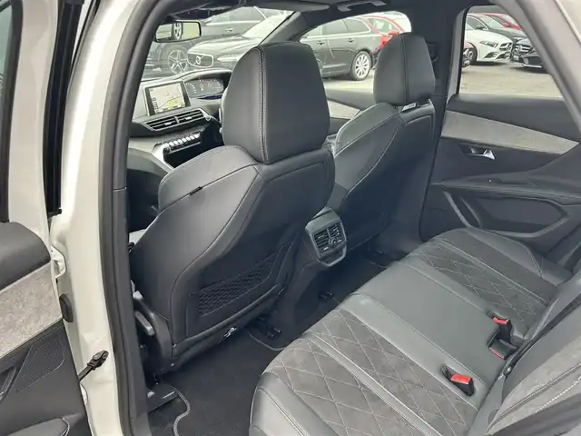 プジョー ３００８ GT ブルー HDi 滋賀県 2019(平31)年 2.5万km BLANC NACRE サンルーフ/純正ナビゲーション/（CayPlay/BT/フルセグ）/全周囲カメラ/アクティブクルーズコントロール/BSM/LKA/ワイヤレスチャージ/前後ドラレブレコーダー/前後コーナーセンサー/純正アルミホイール/電動パワーゲート/純正LEDヘッドライト/ハーフレザー/・D席パワーシート/・前席シートヒーター /ETC
