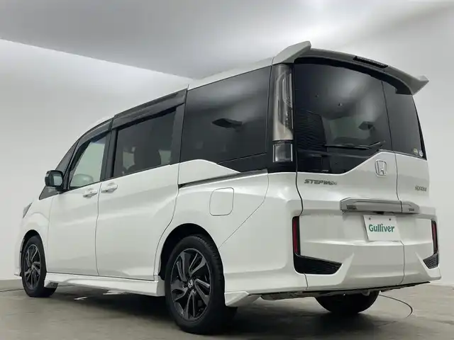 ホンダ ステップワゴン スパーダクールスピリット HセンシングBスタイル 岡山県 2020(令2)年 4.8万km プラチナホワイトパール 11.6インチフリップダウンモニター/純正１０インチナビ/（Bluetooth/フルセグTV/CD/DVD）/ハーフレザー/純正ドライブレコーダー前後/ビルトインETC/LEDヘッドライト/シートヒーター/バックカメラ/衝突軽減ブレーキシステム/レーダークルーズコントロール/USB接続/両側パワースライドドア/スポーツペダル/ミラーヒーター/ドアバイザー/取扱説明書/新車保証書/スマートキー×２