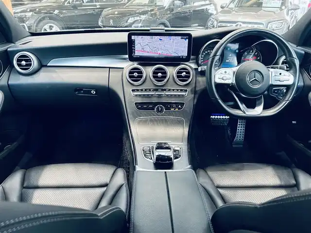 メルセデス・ベンツ Ｃ２２０ｄ アバンギャルド　AMGライン 大阪府 2019(令1)年 3.9万km ポーラホワイト レーダーセーフティ/黒革/メモリ付きパワーシート/シートヒーター/純正ナビ/TV/バックカメラ/applecarplay/ACC/ブラインドスポット/純正18インチAW/LEDヘッドライト/アンビエントライト