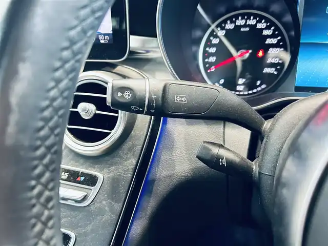 メルセデス・ベンツ Ｃ２２０ｄ アバンギャルド　AMGライン 大阪府 2019(令1)年 3.9万km ポーラホワイト レーダーセーフティ/黒革/メモリ付きパワーシート/シートヒーター/純正ナビ/TV/バックカメラ/applecarplay/ACC/ブラインドスポット/純正18インチAW/LEDヘッドライト/アンビエントライト