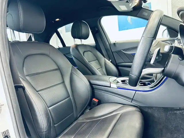メルセデス・ベンツ Ｃ２２０ｄ アバンギャルド　AMGライン 大阪府 2019(令1)年 3.9万km ポーラホワイト レーダーセーフティ/黒革/メモリ付きパワーシート/シートヒーター/純正ナビ/TV/バックカメラ/applecarplay/ACC/ブラインドスポット/純正18インチAW/LEDヘッドライト/アンビエントライト