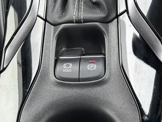 トヨタ カローラツーリング ハイブリッド ダブルバイビー 福岡県 2019(令1)年 3.7万km ブラックマイカ 横滑り防止機能/レーンキープアシスト/衝突被害軽減システム/バックカメラ/パーキングアシスト/追従クルーズコントロール/ディスプレイオーディオ/Bluetooth/Miracast/フルセグTV/USB接続4個/ビルトインETC/純正フロアマット/純正AW/シートシーター/ステアリングヒーター/１２Vソケット/LEDライト/モード切替