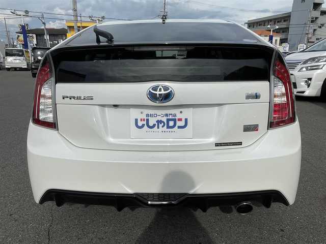 トヨタ プリウス S ツーリングセレ G’s 和歌山県 2012(平24)年 11万km ホワイトパールクリスタルシャイン (株)IDOMが運営する【じしゃロン和歌山店】の自社ローン専用車両になります。こちらは現金またはオートローンご利用時の価格です。自社ローンご希望の方は別途その旨お申付け下さい/ワンオーナー/純正SDナビ/（AM/FM/BT/CD/DVD/SD)/バックカメラ/ETC/HIDヘッドライト/フォグランプ/ウィンカードアミラー/フルセグテレビ