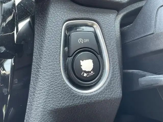 ＢＭＷ ３２０ｄ Mスポーツ 大分県 2016(平28)年 4.5万km サファイアブラックP 純正ナビ/【Bluetooth/DVD/CD/ラジオ】/外部端子接続：USB/AUX/バックカメラ/コーナーセンサー/ETC/パドルシフト/車線変更警告/衝突被害軽減システム/レーンキープアシスト/オートライト/純正LEDヘッドライト/フロントフォグ/純正18インチAW/前後ドライブレコーダー（CSD-790FHG）/スマートキー2本/フロアマット/保証書/取扱説明書