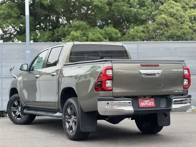 トヨタ ハイラックス Z 三重県 2021(令3)年 5.3万km オキサイドブロンズM プリクラッシュセーフティシステム/レーンディパーチャーアラート/アクティブトラクションコントロール/ダウンヒルアシストコントロール制御/オートLSD/リアデフロック/純正メモリナビ・地デジTV/・DVD/CD/・Bluetooth/バックカメラ/クリアランスソナー/純正ドライブレコーダー/レーダークルーズコントロール/USB端子/ETC/純正17インチアルミホイール/荷台カバー/LEDヘッドランプ/・オートライト/LEDフォグランプ/プッシュエンジンスタート/スマートキー×2/純正リモコンエンジンスターター/新車時保証書/取扱説明書