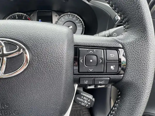 トヨタ ハイラックス Z 三重県 2021(令3)年 5.3万km オキサイドブロンズM プリクラッシュセーフティシステム/レーンディパーチャーアラート/アクティブトラクションコントロール/ダウンヒルアシストコントロール制御/オートLSD/リアデフロック/純正メモリナビ・地デジTV/・DVD/CD/・Bluetooth/バックカメラ/クリアランスソナー/純正ドライブレコーダー/レーダークルーズコントロール/USB端子/ETC/純正17インチアルミホイール/荷台カバー/LEDヘッドランプ/・オートライト/LEDフォグランプ/プッシュエンジンスタート/スマートキー×2/純正リモコンエンジンスターター/新車時保証書/取扱説明書