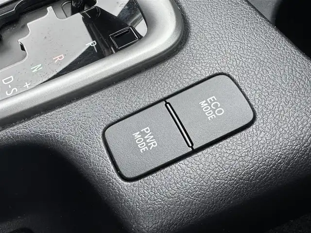 トヨタ ハイラックス Z 三重県 2021(令3)年 5.3万km オキサイドブロンズM プリクラッシュセーフティシステム/レーンディパーチャーアラート/アクティブトラクションコントロール/ダウンヒルアシストコントロール制御/オートLSD/リアデフロック/純正メモリナビ・地デジTV/・DVD/CD/・Bluetooth/バックカメラ/クリアランスソナー/純正ドライブレコーダー/レーダークルーズコントロール/USB端子/ETC/純正17インチアルミホイール/荷台カバー/LEDヘッドランプ/・オートライト/LEDフォグランプ/プッシュエンジンスタート/スマートキー×2/純正リモコンエンジンスターター/新車時保証書/取扱説明書