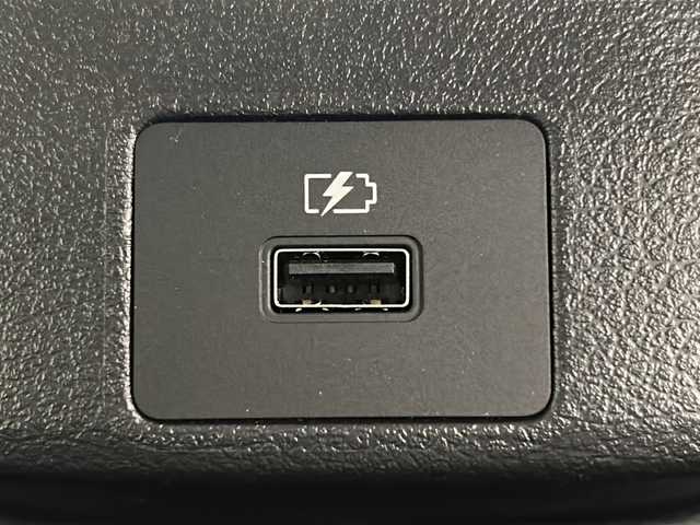 日産 オーラ G レザーエディション 岐阜県 2024(令6)年 0.4万km 黒 BOSEパーソナルプラスサウンドシステム/ホワイト調レザーシート/デジタルインナーミラー/純正ナビ/フルセグテレビ/Bluetooth/Apple car play/アラウンドビューモニター/ドライブレコーダー/ETC2.0/プッシュスタート/スマートキー/スペアキー/純正１７インチアルミホイール/純正フロアマット/LEDライト/オートハイビーム/オートライト/LEDフォグライト/クリアランスソナー/SOSコール/ブラインドスポットモニター/ワイヤレス充電器/ステアリングスイッチ/ハンドル支援/取扱説明書・記録簿