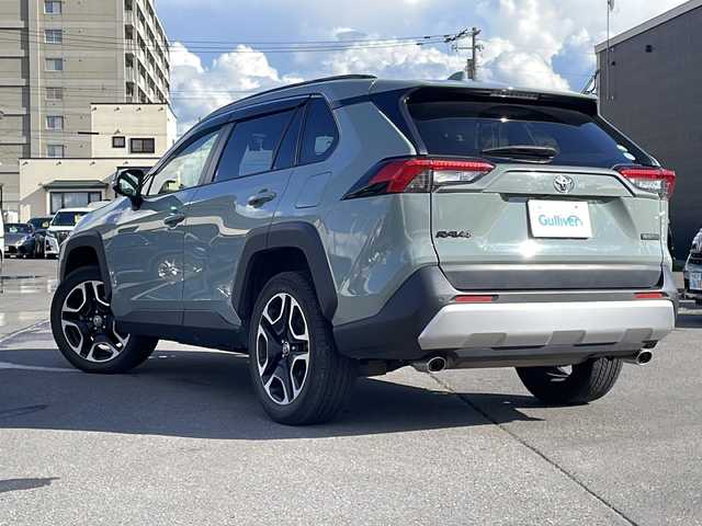 トヨタ ＲＡＶ４ アドベンチャー 道北・旭川 2021(令3)年 4.6万km アーバンカーキ /寒冷地仕様//ワンオーナー//禁煙車//4WD//純正ナビ/BT/USB/Miracast//OPグレー合皮シート//パワーシート//全方位カメラ//フロントデアイサー//トヨタセーフティセンス//LTA//PCS//BSM//RCTA//PKSB//RSA//ACC//先行者発信告知//クリアランスソナー//革巻きステアリング//LEDヘッドライト//フォグランプ//オートマチックハイビーム//保証書//取説//純正フロアマット