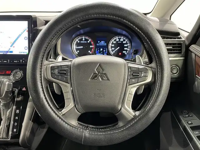 三菱 デリカＤ：５ ジャスパー 愛知県 2020(令2)年 2.6万km アイガーグレーM/ダイヤモンドブラックマイカ ワンオーナー/切替４WD/ディーゼル・ターボ/純正10インチナビ/【フルセグTV、BT、MSV、DVD、CD、AM、FM】/全方位モニター/衝突軽減ブレーキ/レーダークルーズコントロール/AC100V/ETC/パドルシフト/アイドリングストップ/レーンキープアシスト/電動パーキングブレーキ/フロアマット/ドアバイザー/保証書/取説/スペアキー