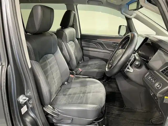 三菱 デリカＤ：５ ジャスパー 愛知県 2020(令2)年 2.6万km アイガーグレーM/ダイヤモンドブラックマイカ ワンオーナー/切替４WD/ディーゼル・ターボ/純正10インチナビ/【フルセグTV、BT、MSV、DVD、CD、AM、FM】/全方位モニター/衝突軽減ブレーキ/レーダークルーズコントロール/AC100V/ETC/パドルシフト/アイドリングストップ/レーンキープアシスト/電動パーキングブレーキ/フロアマット/ドアバイザー/保証書/取説/スペアキー